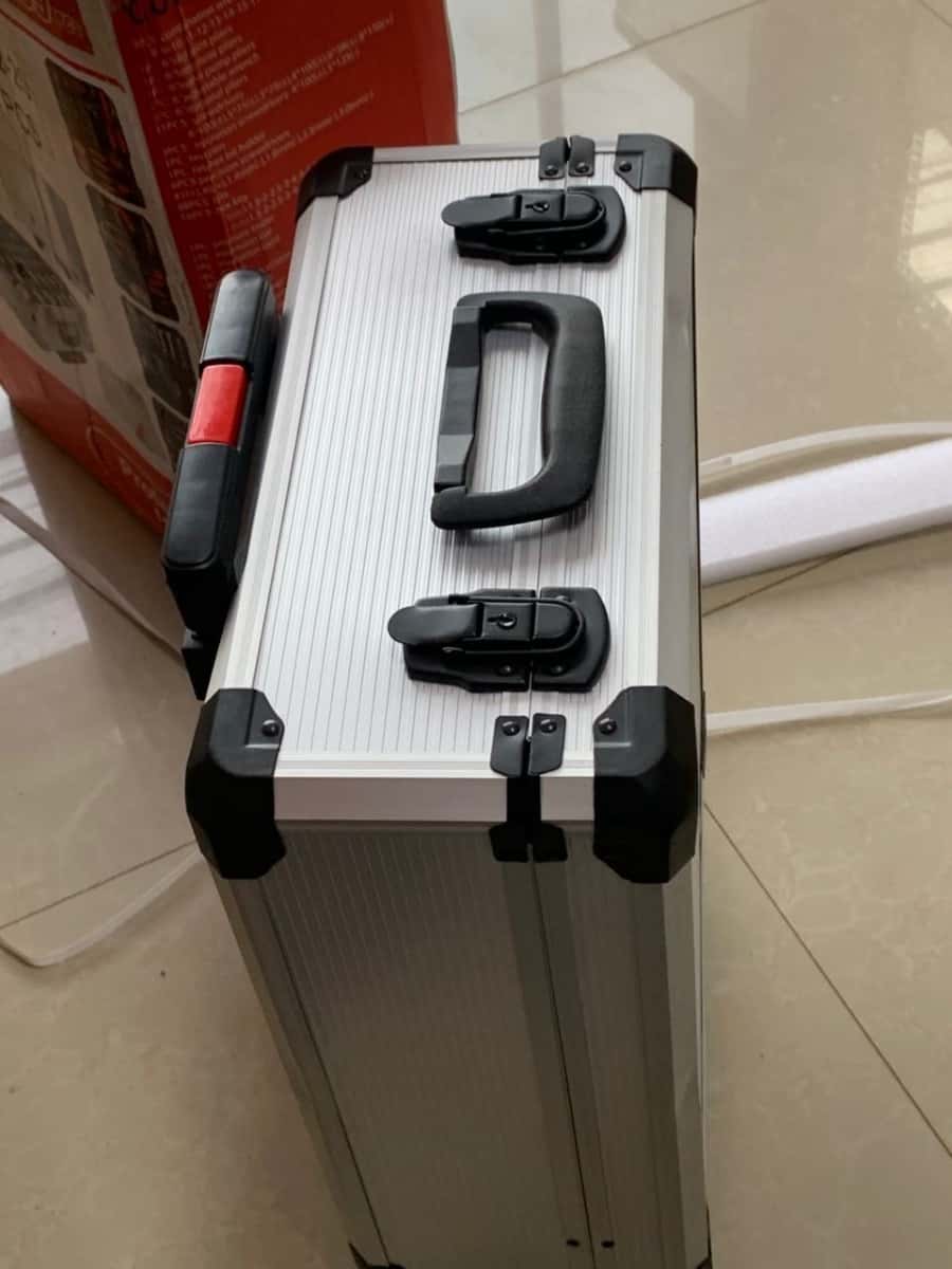 Kit Professionnel : Mallette d'Outils Électriques, Mécaniques et Équipements de Sécurité